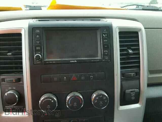2010 DODGE RAM 1500 - VIN: 1D7RV1CT2AS187886 - Фото 9