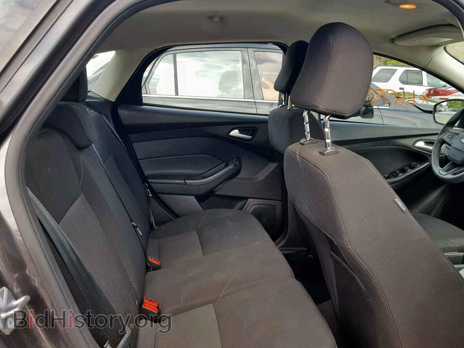 2016 FORD FOCUS SE - VIN: 1FADP3K2XGL264127 - Фото 6