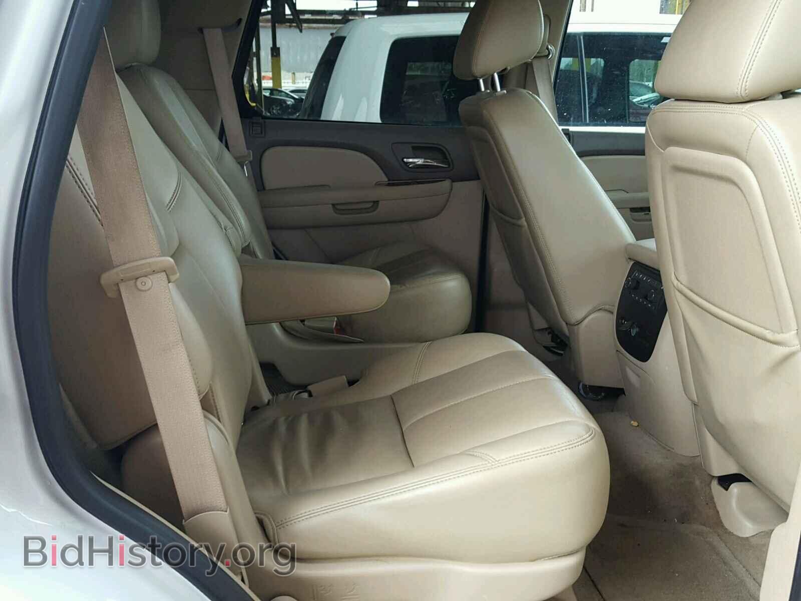2011 GMC YUKON - VIN: 1GKS2CE06BR213874 - Фото 6
