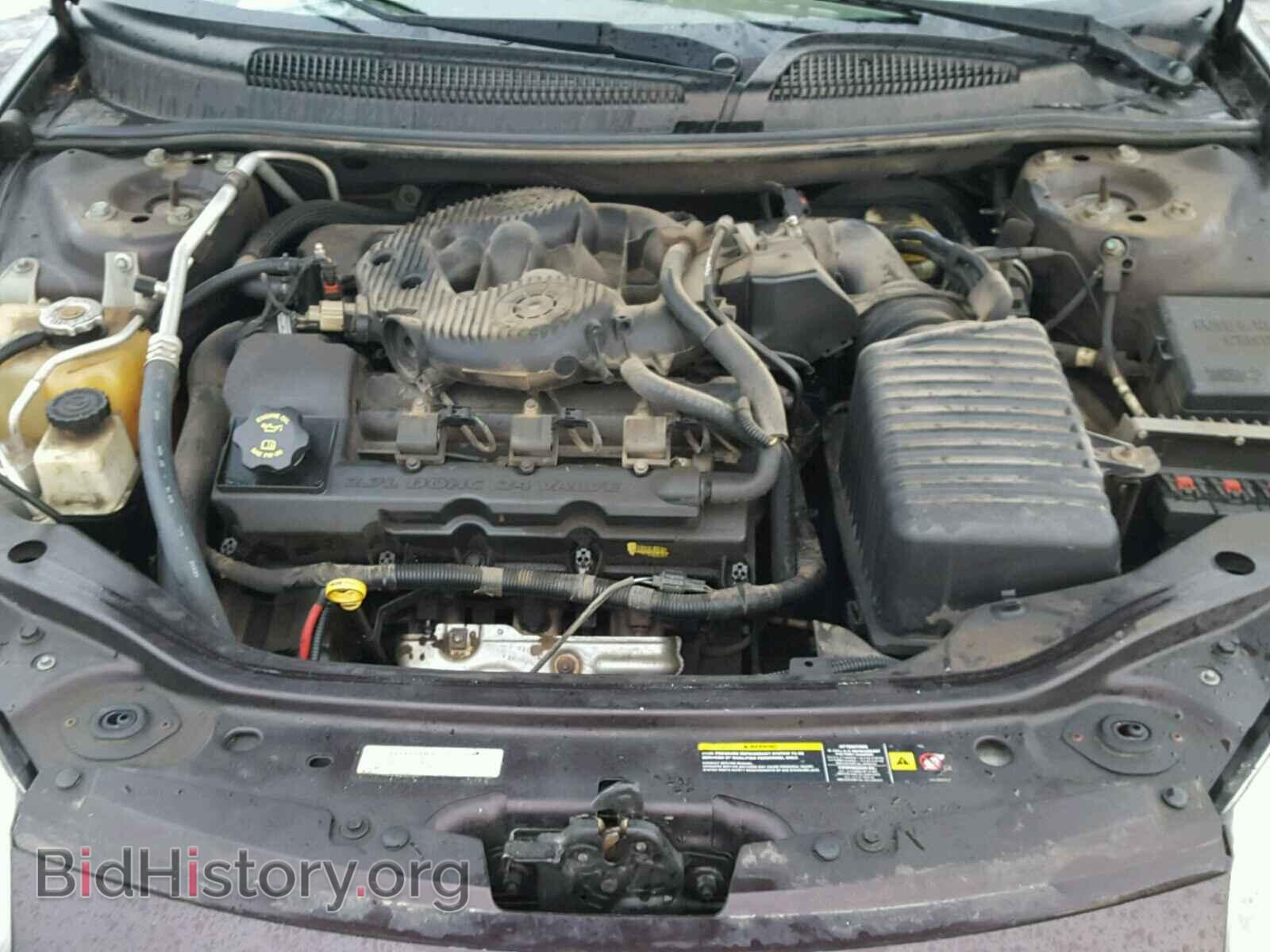 2004 CHRYSLER SEBRING - VIN: 1C3EL56R84N378435 - Фото 7