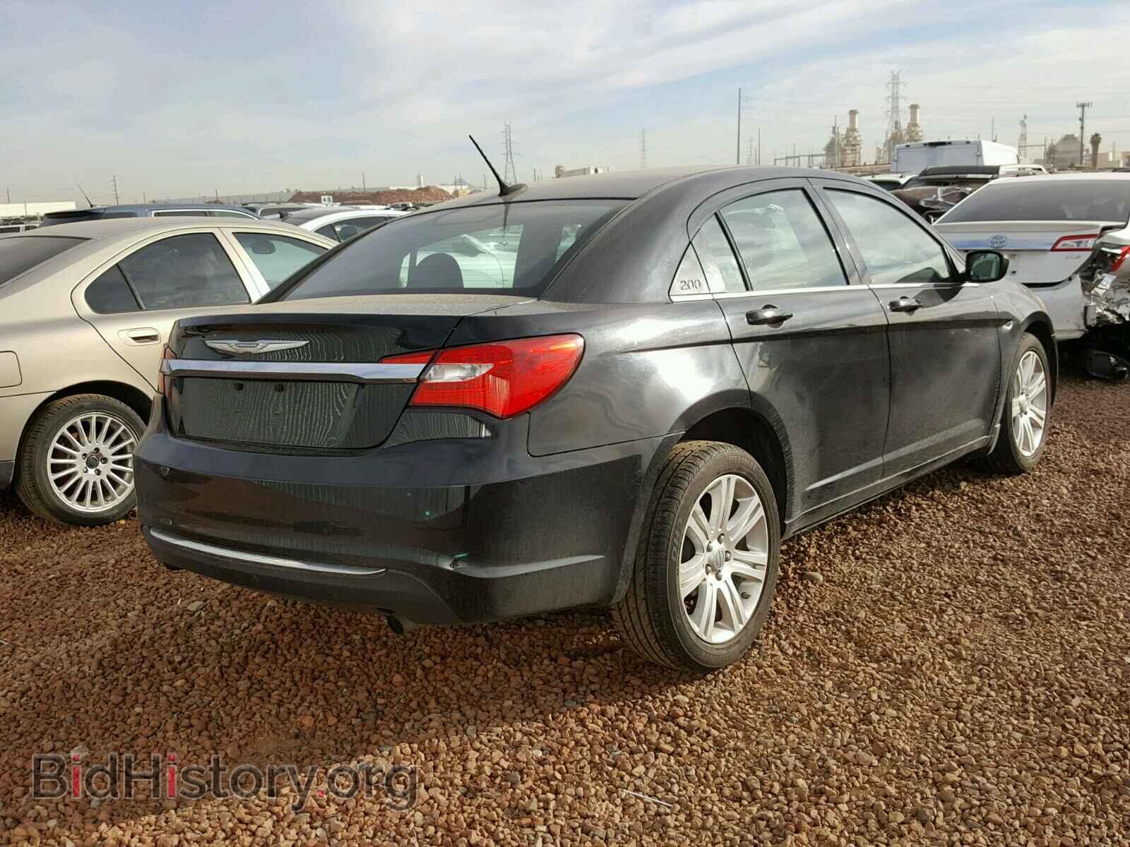 2013 CHRYSLER 200 - VIN: 1C3CCBAB6DN705656 - Photo 4