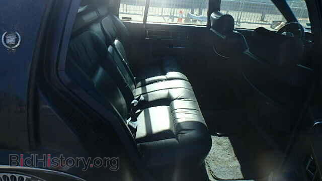 1993 CADILLAC DEVILLE - VIN: 1G6CD53B7P4261594 - Фото 6