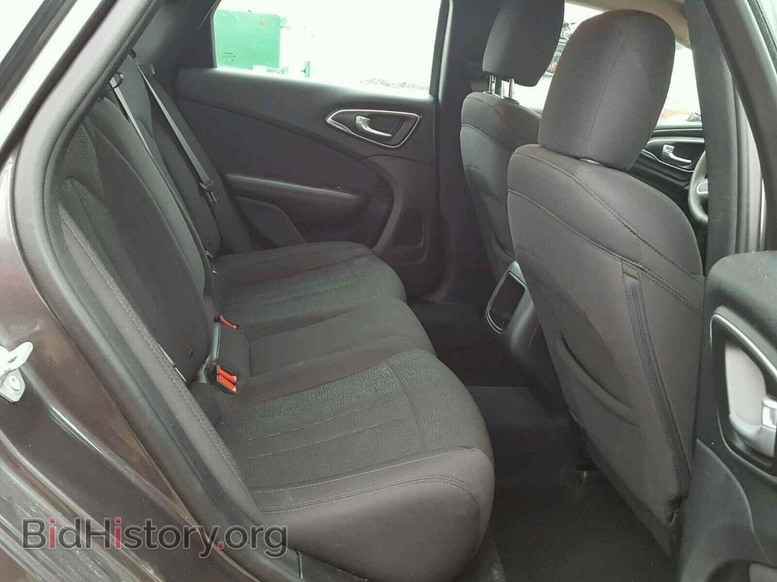 2015 CHRYSLER 200 - VIN: 1C3CCCABXFN706611 - Photo 6