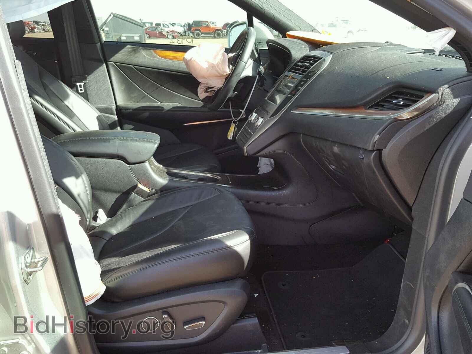 2017 LINCOLN MKC - VIN: 5LMCJ2C97HUL35821 - Photo 5