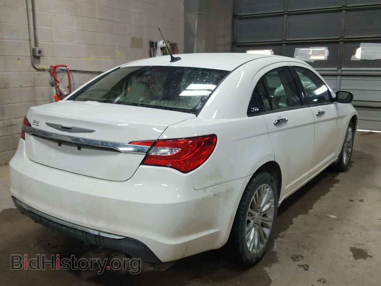 2011 CHRYSLER 200 - VIN: 1C3BC2FG1BN503627 - Фото 4