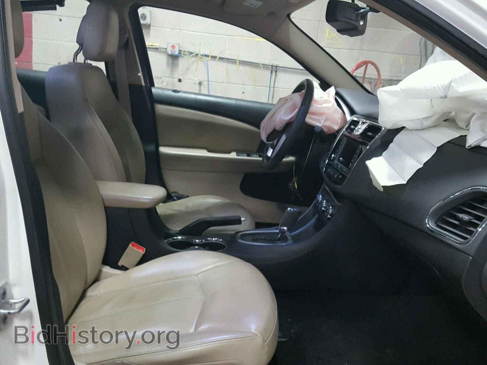 2011 CHRYSLER 200 - VIN: 1C3BC2FG1BN503627 - Фото 5
