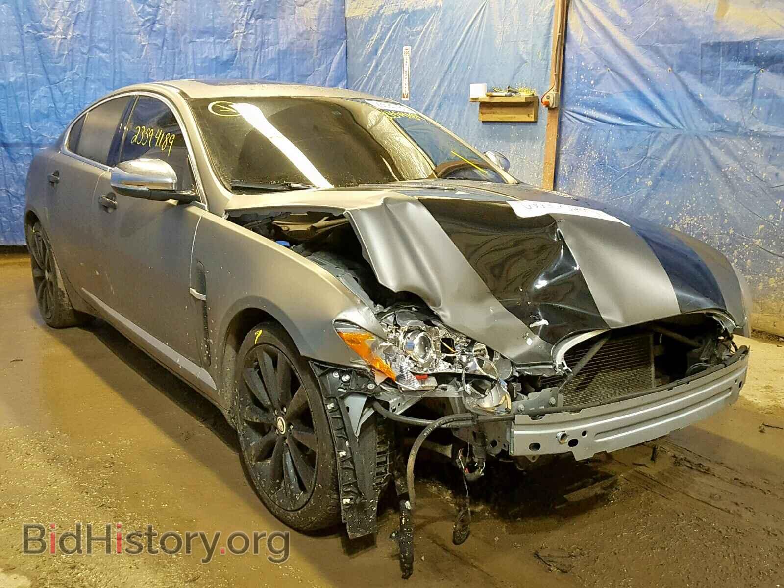 Фотография  - JAGUAR XF 2011