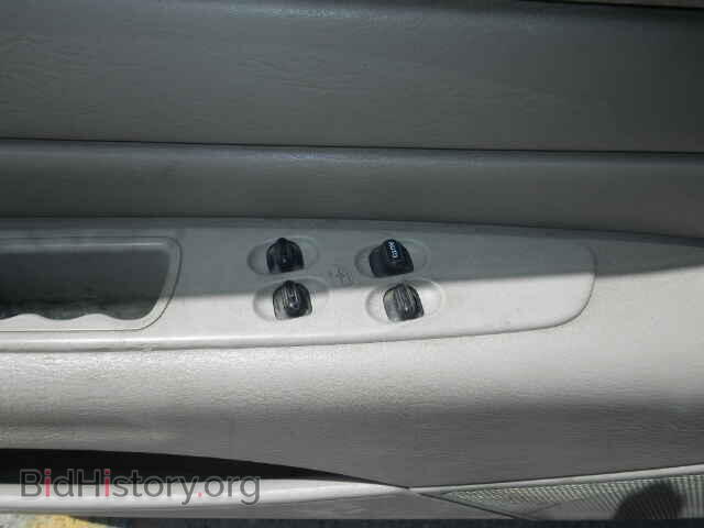 2006 CHRYSLER SEBRING - VIN: 1C3EL55R46N243165 - Фото 10