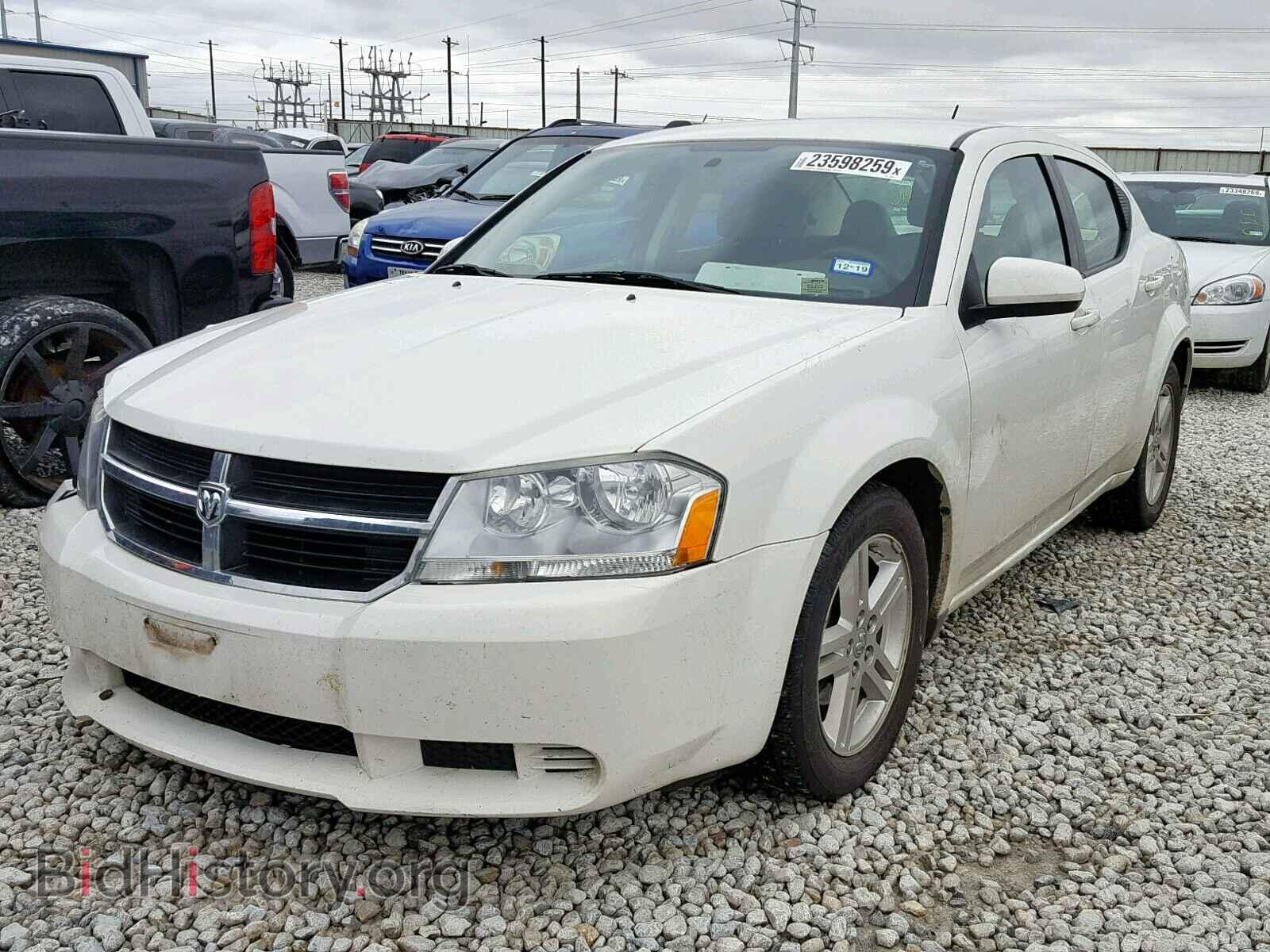 2010 DODGE AVENGER - VIN: 1B3CC1FB8AN230409 - Фото 2