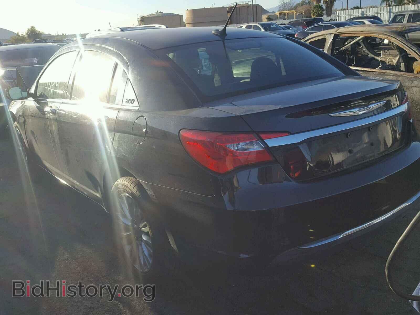 2011 CHRYSLER 200 - VIN: 1C3BC2FBXBN581764 - Фото 3
