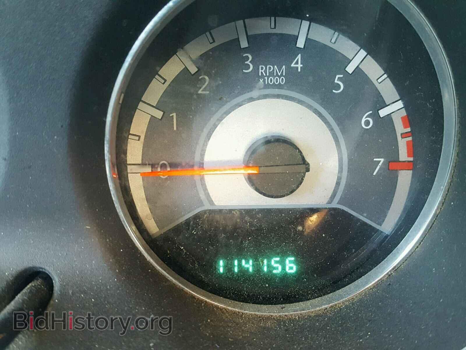 2011 CHRYSLER 200 - VIN: 1C3BC2FBXBN581764 - Фото 8