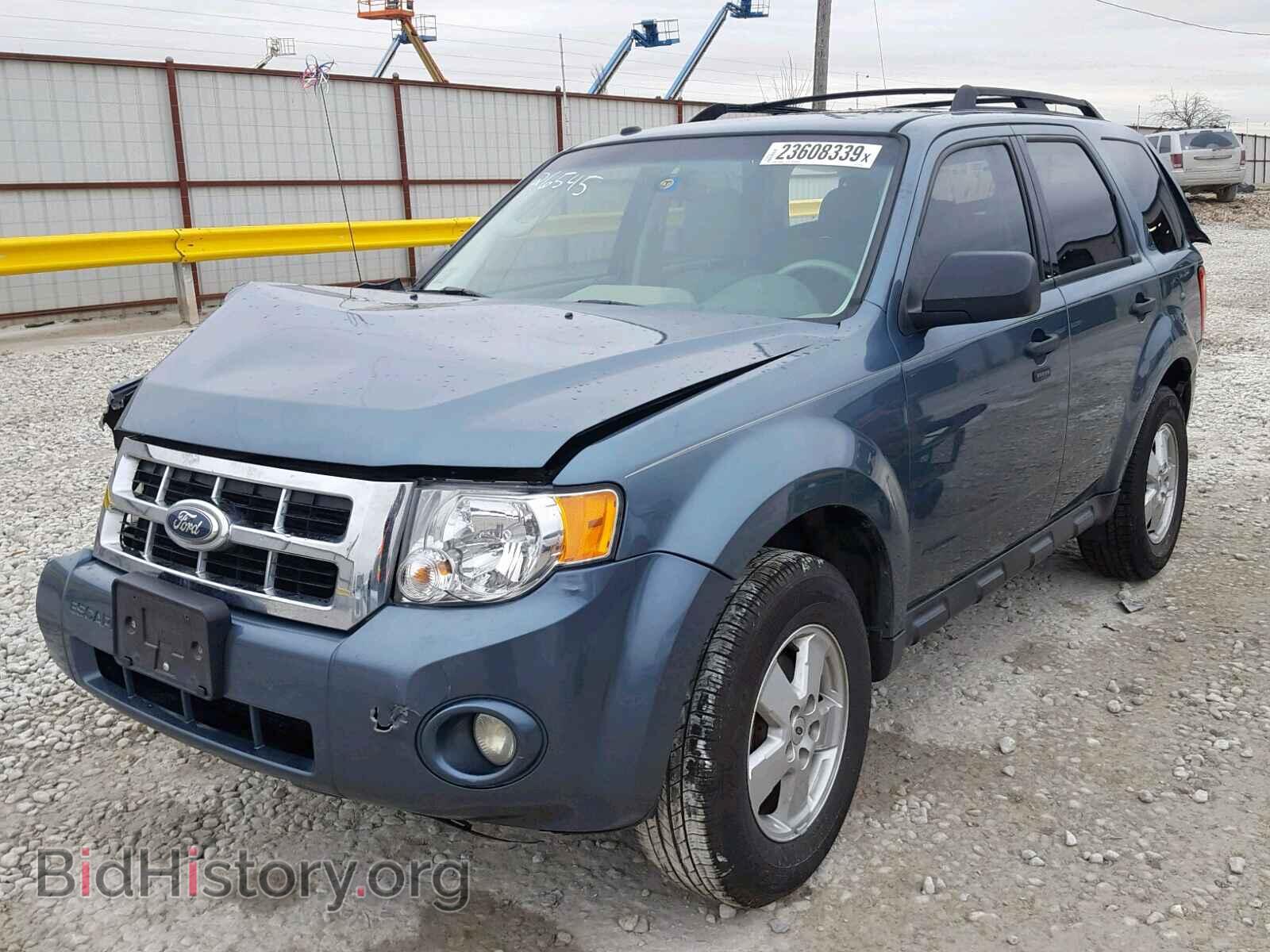 2011 FORD ESCAPE - VIN: 1FMCU0D77BKB72425 - Фото 2