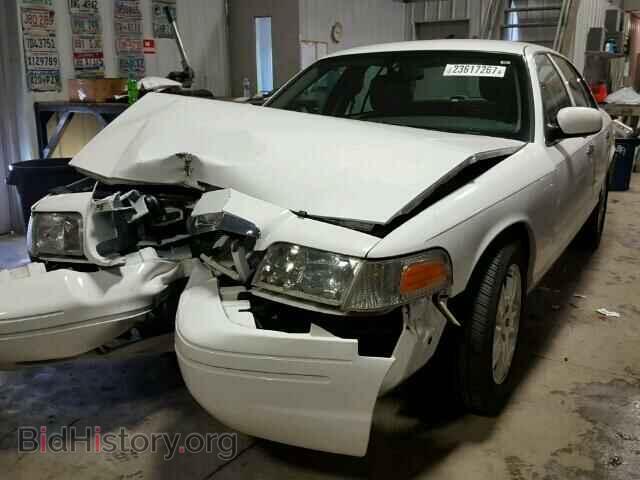 2011 FORD CROWN VIC - VIN: 2FABP7EV0BX150251 - Фото 2