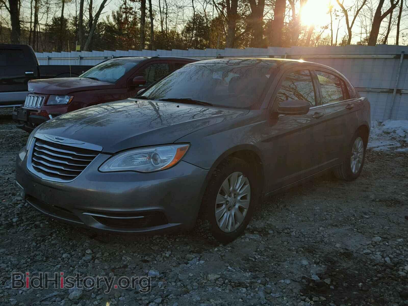 2011 CHRYSLER 200 - VIN: 1C3BC4FB7BN592121 - Фото 2