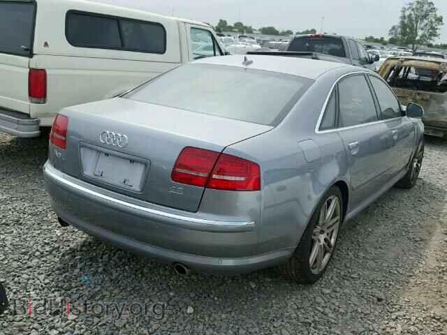 2010 AUDI A8 - VIN: WAURVAFA3AN008609 - Фото 4