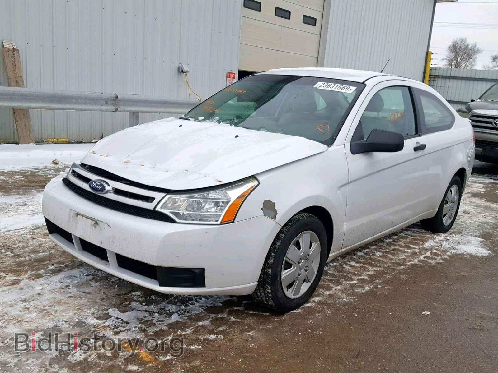 2008 FORD FOCUS - VIN: 1FAHP32N08W287072 - Фото 2