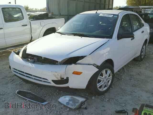 2006 FORD FOCUS - VIN: 1FAHP34N26W205403 - Фото 2