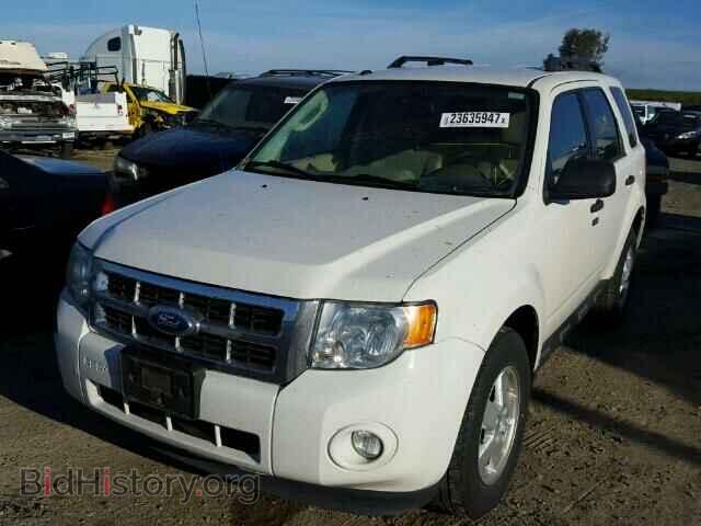 2011 FORD ESCAPE - VIN: 1FMCU0D74BKB25725 - Фото 2