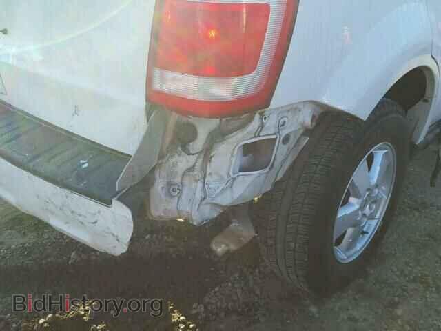 2011 FORD ESCAPE - VIN: 1FMCU0D74BKB25725 - Фото 9