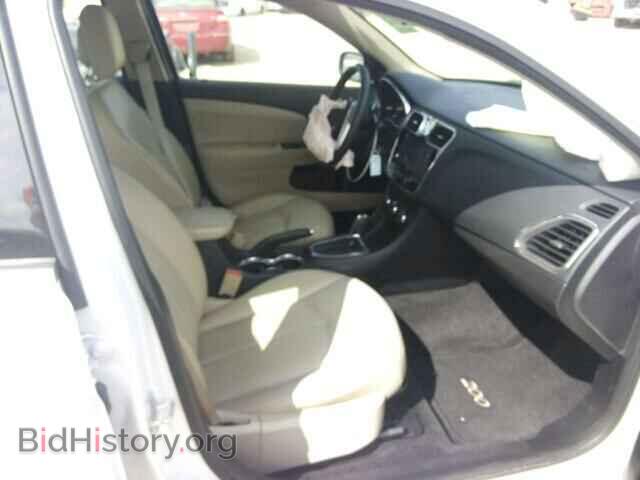 2013 CHRYSLER 200 - VIN: 1C3CCBCG5DN651470 - Photo 5