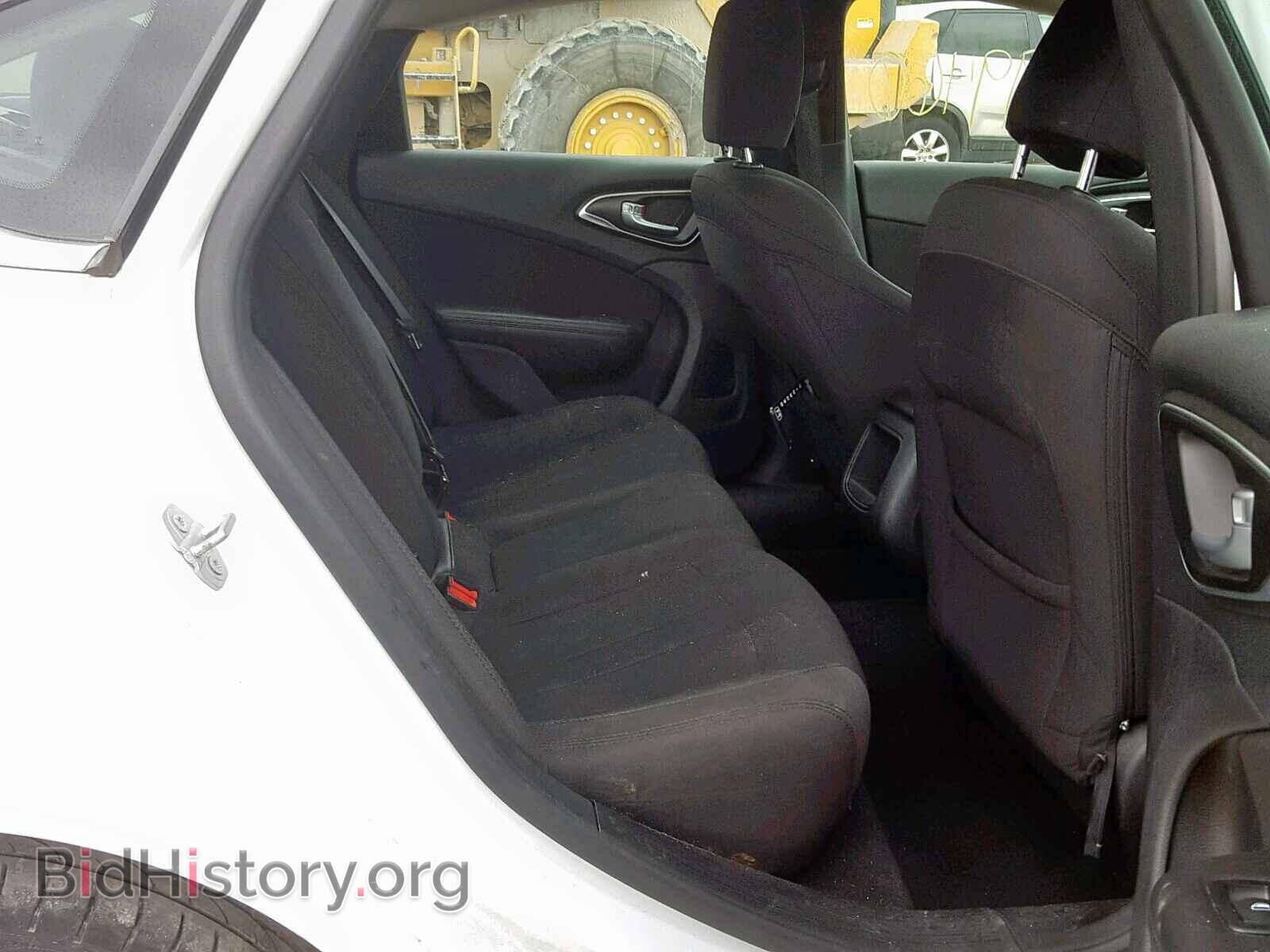 2015 CHRYSLER 200 - VIN: 1C3CCCAB2FN688332 - Photo 6