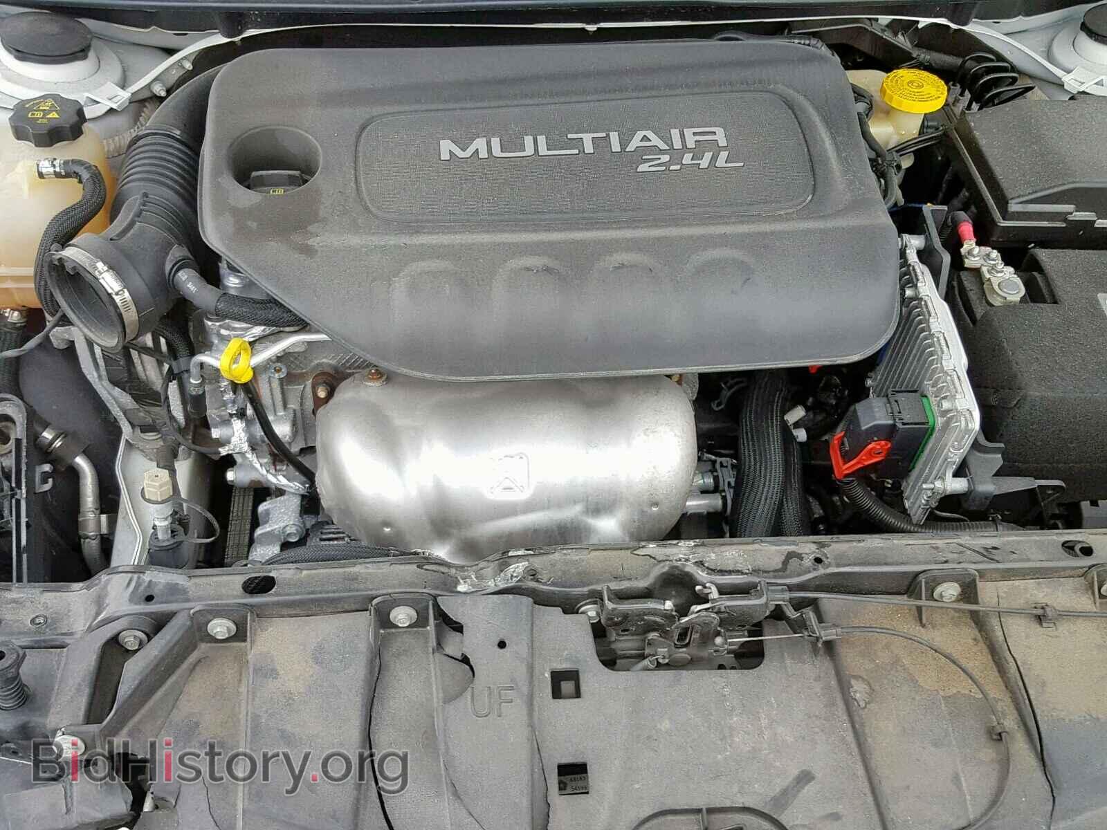 2015 CHRYSLER 200 - VIN: 1C3CCCAB2FN688332 - Photo 7