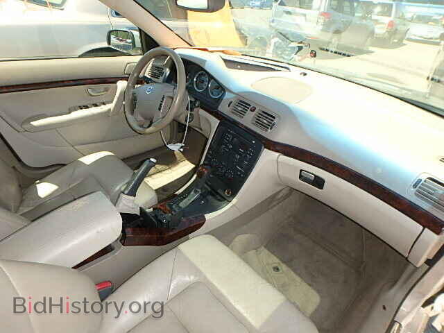 2004 VOLVO S80 - VIN: YV1TS92D241336979 - Фото 9
