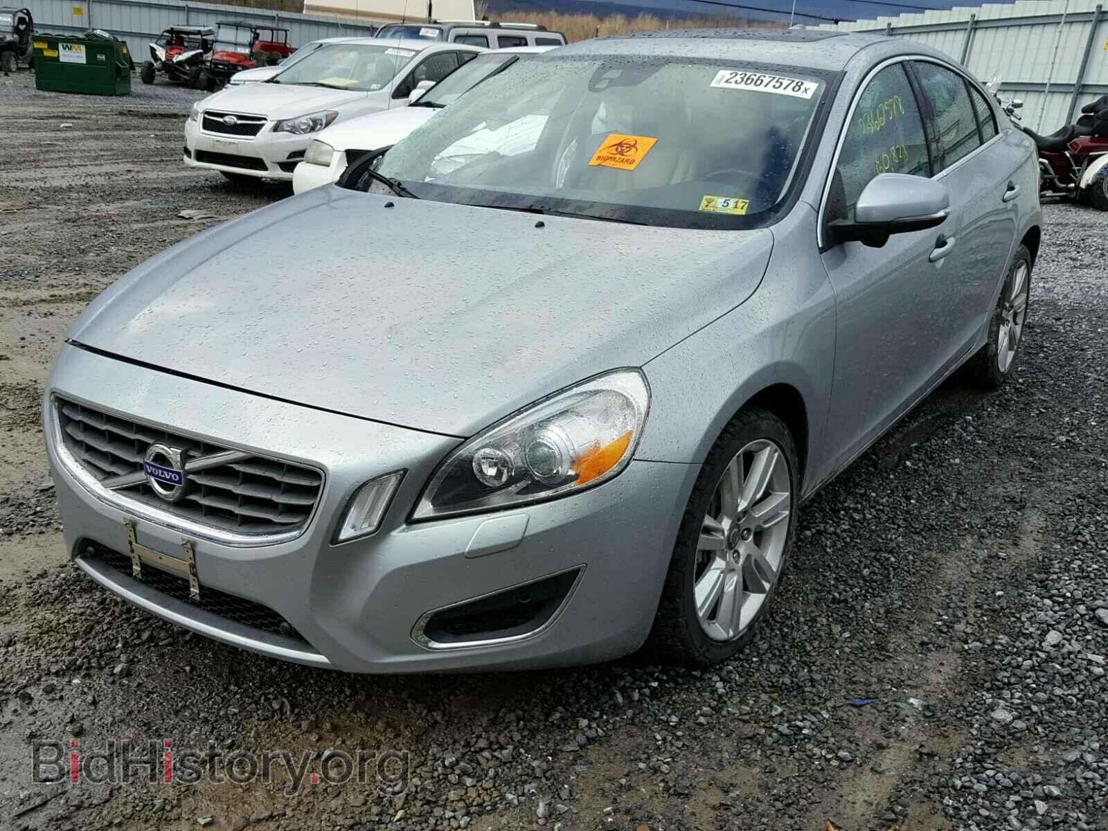 2011 VOLVO S60 - VIN: YV1902FH1B2016158 - Фото 2