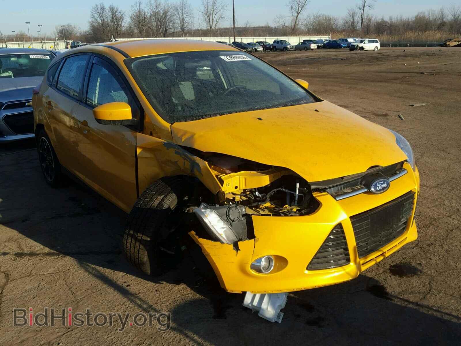 Photo 1FAHP3K28CL150798 - FORD FOCUS 2012