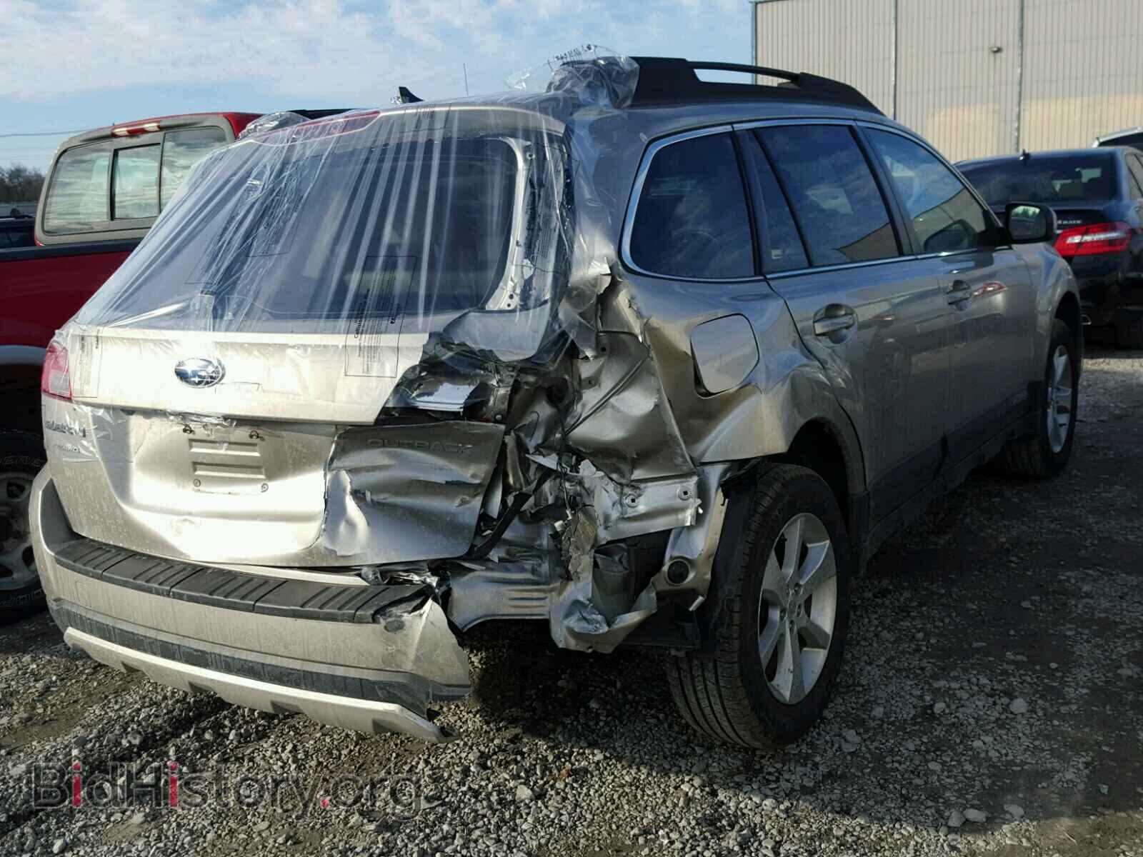 2014 SUBARU OUTBACK - VIN: 4S4BRCLC3E3218828 - Фото 4