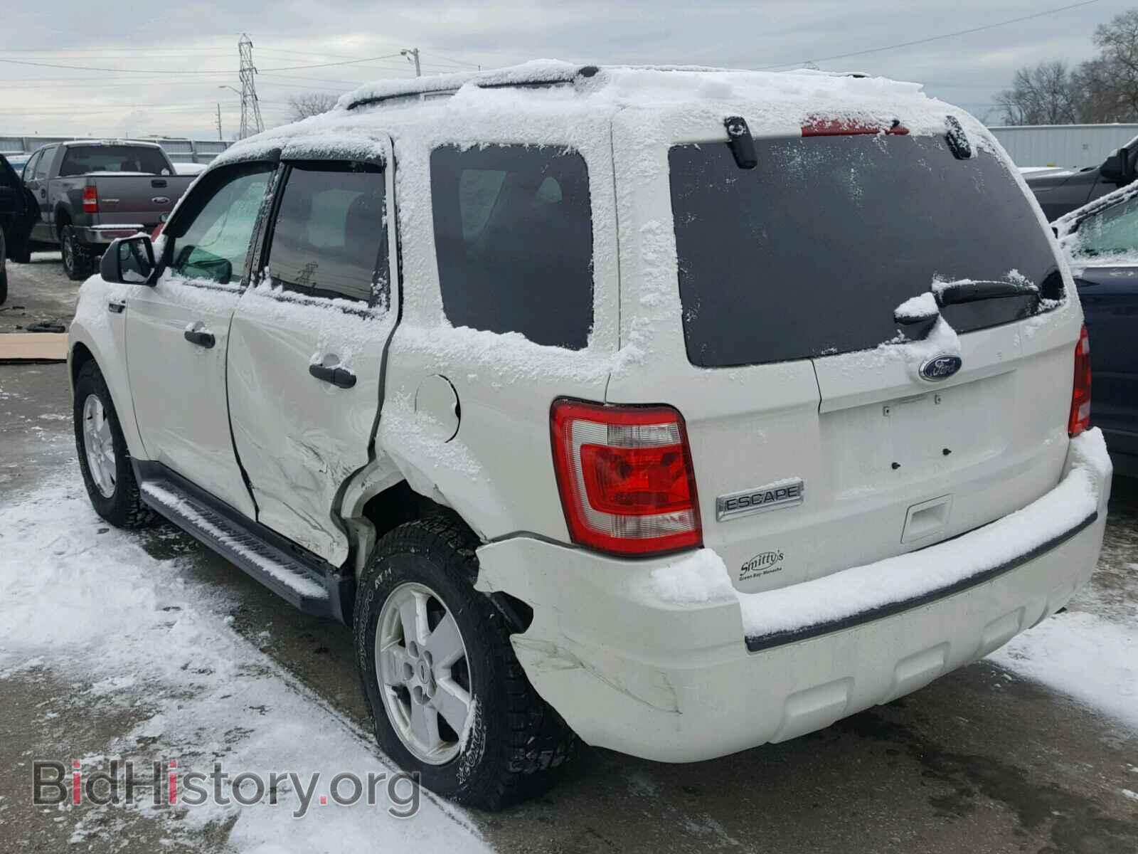 2011 FORD ESCAPE - VIN: 1FMCU9C76BKB27613 - Фото 3