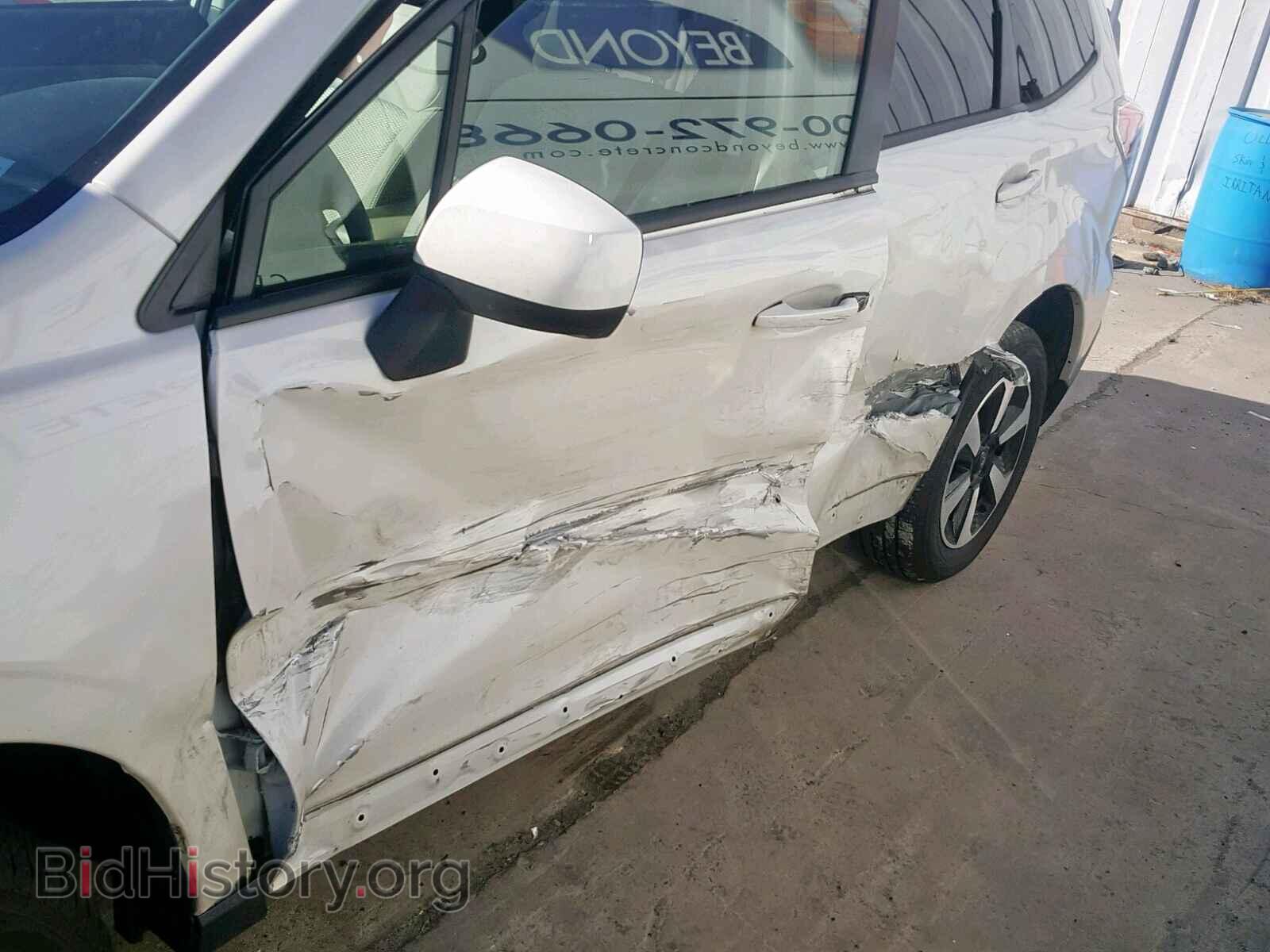 2017 SUBARU FORESTER - VIN: JF2SJAEC3HH496084 - Photo 9