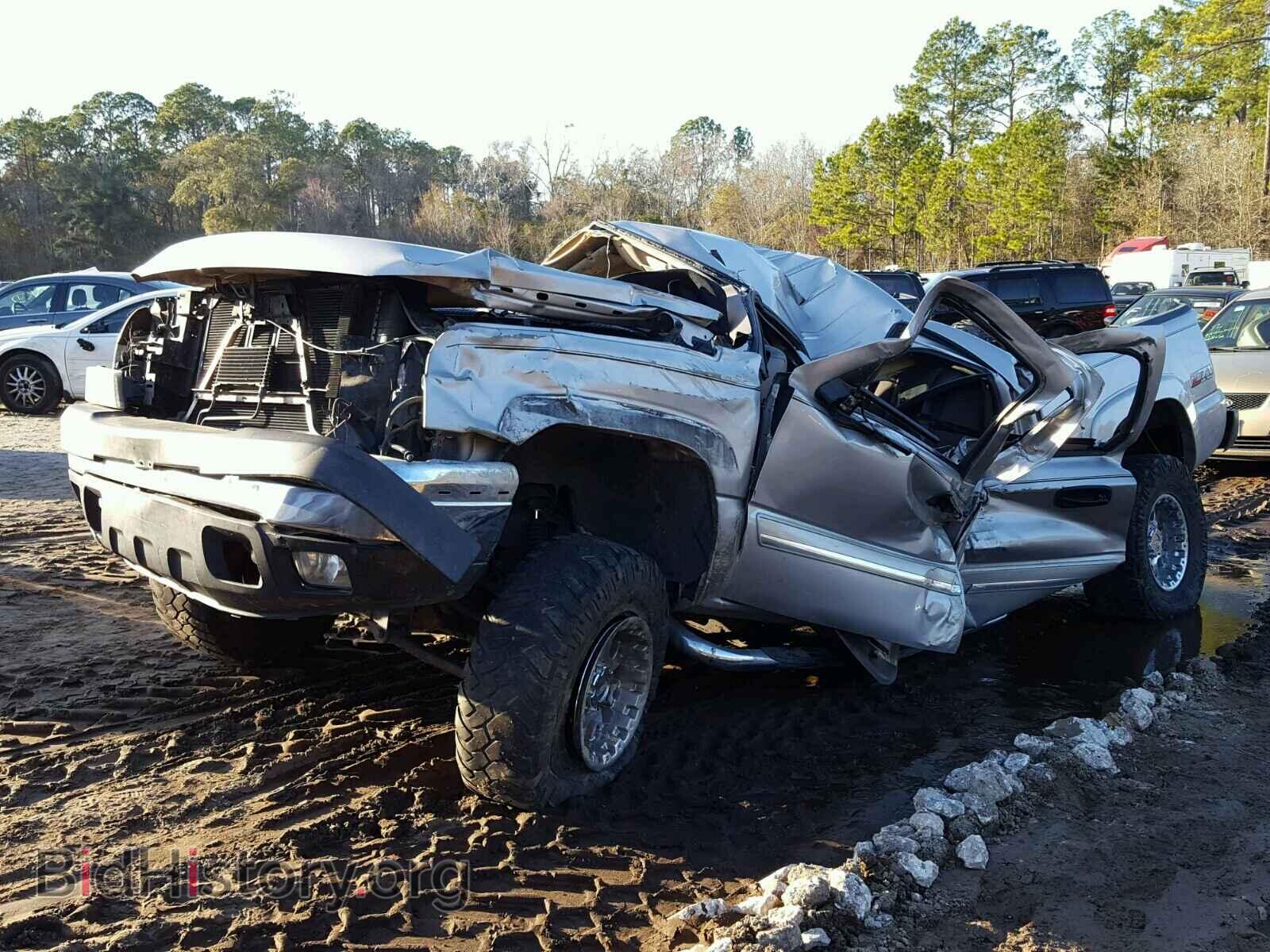 2006 CHEVROLET SILVERADO - VIN: 2GCEK13T561100717 - Фото 2