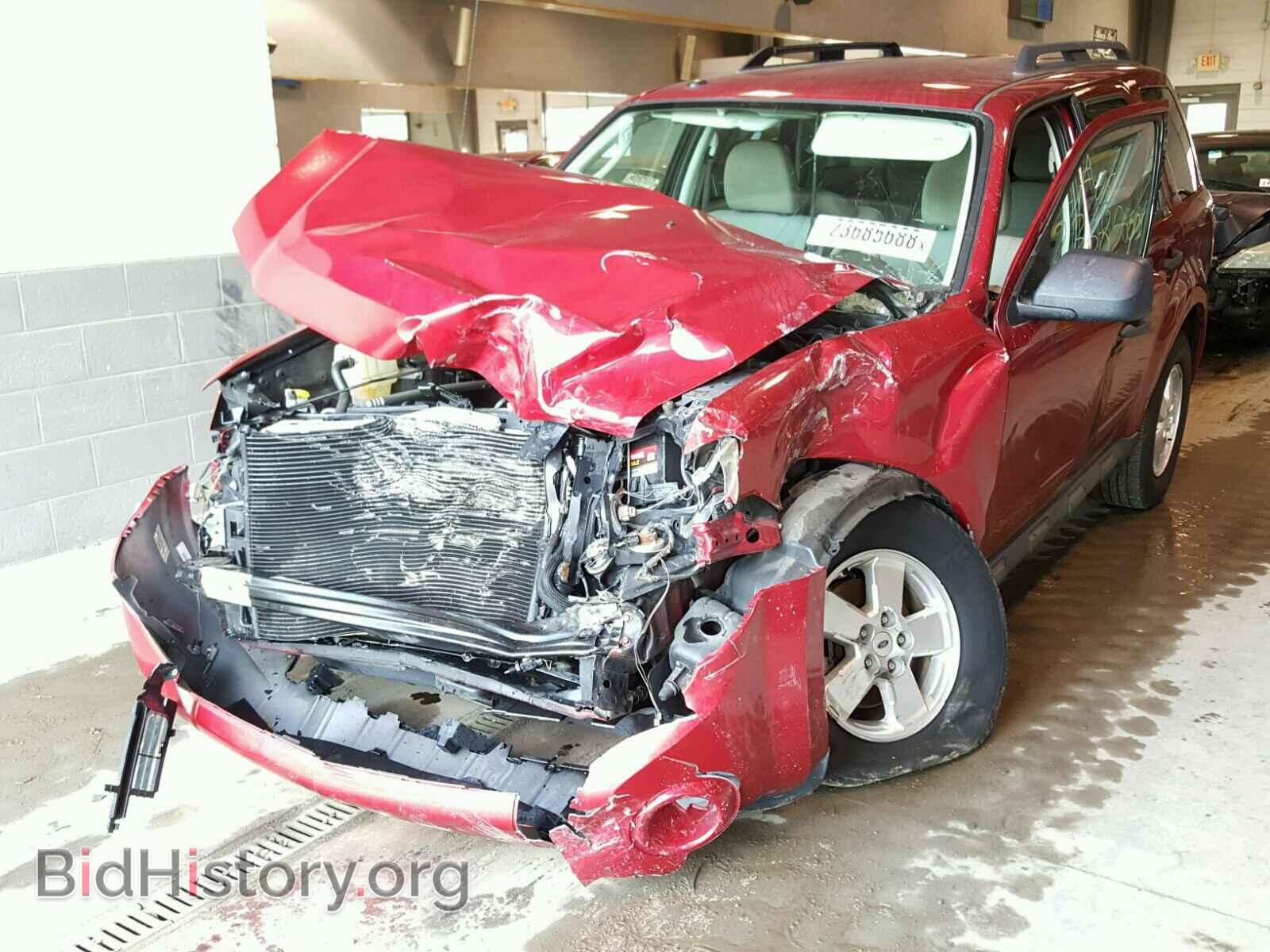 2011 FORD ESCAPE - VIN: 1FMCU0D75BKA53451 - Фото 2