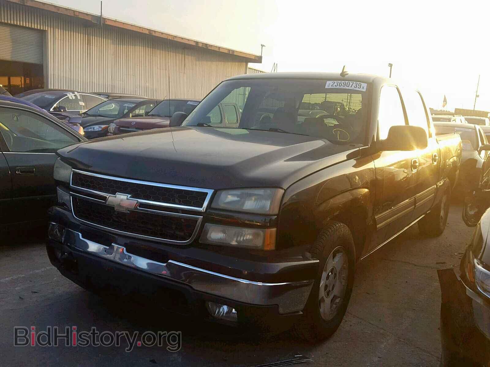 2007 CHEVROLET SILVERADO - VIN: 2GCEC13Z371100492 - Фото 2