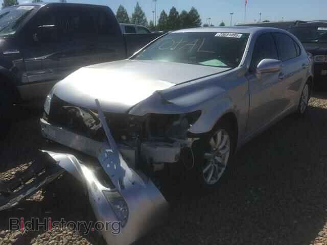 2007 LEXUS LS460 - VIN: JTHGL46FX75019529 - Photo 2