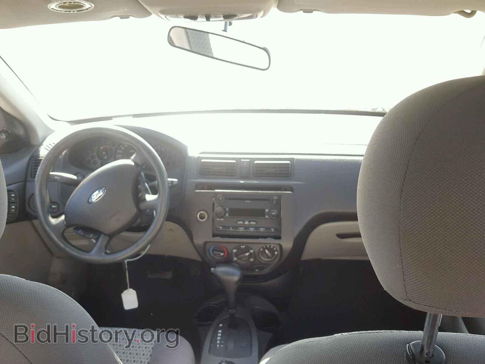 2007 FORD FOCUS - VIN: 1FAFP34NX7W352206 - Фото 9
