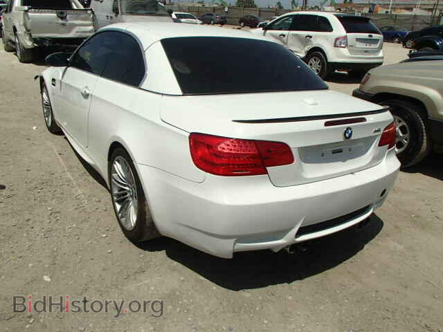 2011 BMW M3 - VIN: WBSDX9C59BE584602 - Фото 3