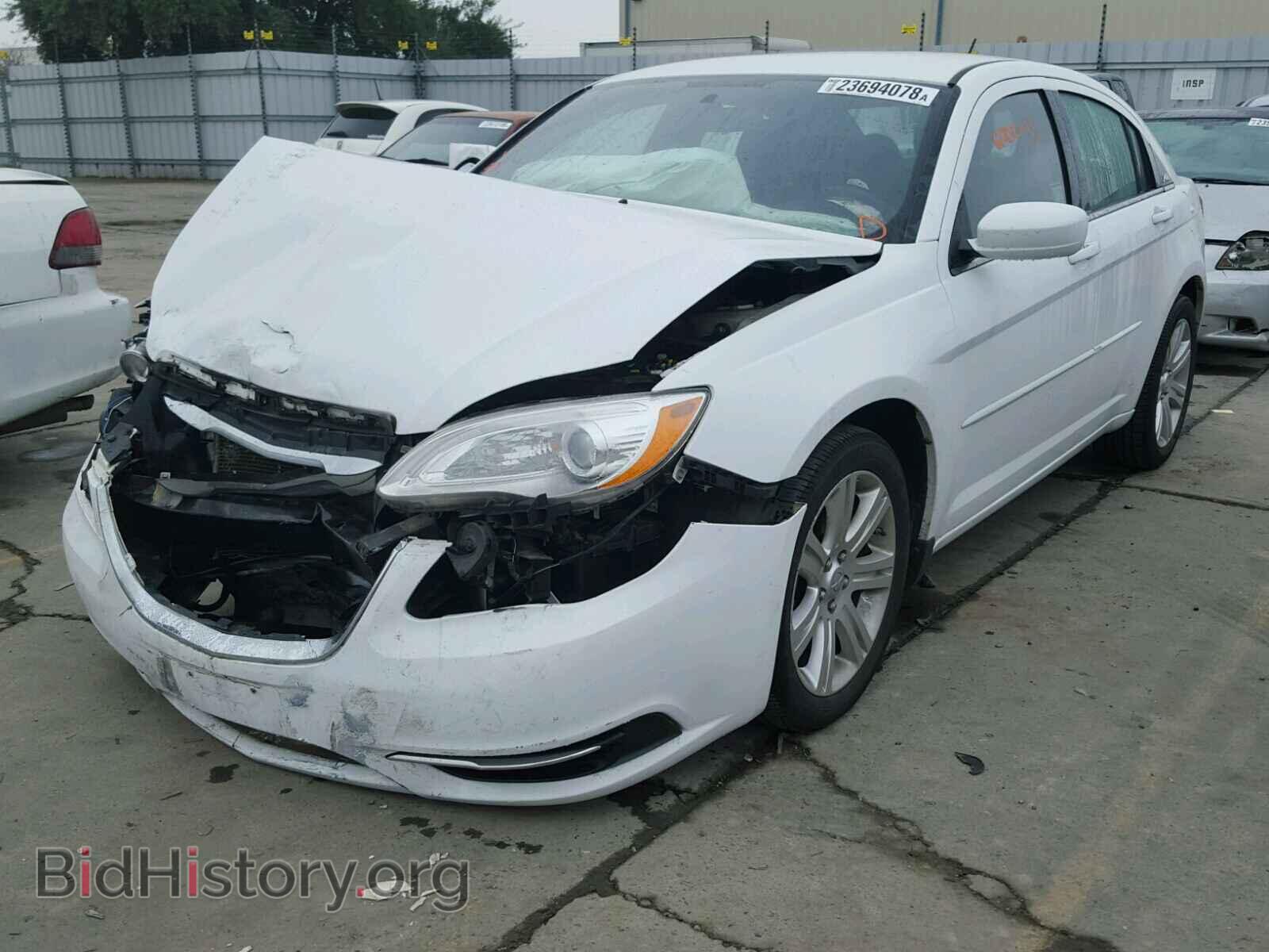 2013 CHRYSLER 200 - VIN: 1C3CCBBB2DN732433 - Photo 2