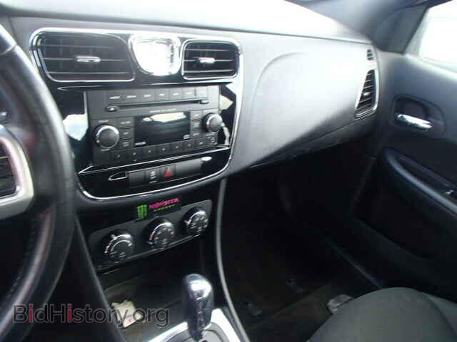 2012 CHRYSLER 200 - VIN: 1C3CCBBB5CN166718 - Фото 9