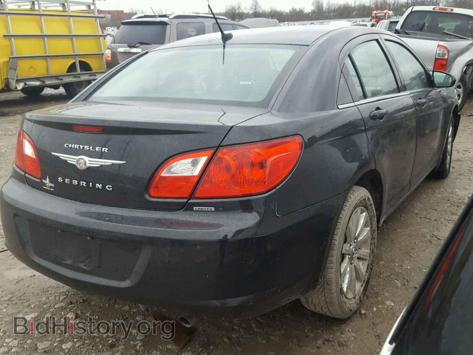 2010 CHRYSLER SEBRING - VIN: 1C3CC5FB3AN158285 - Фото 4
