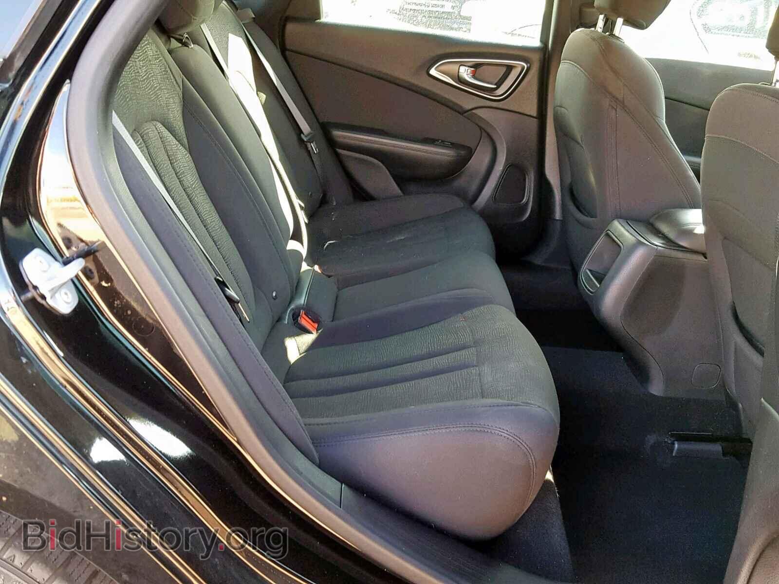 2015 CHRYSLER 200 - VIN: 1C3CCCAB3FN755942 - Фото 6