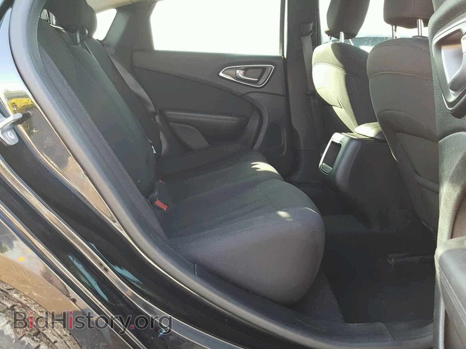 2015 CHRYSLER 200 - VIN: 1C3CCCAB0FN704656 - Фото 6