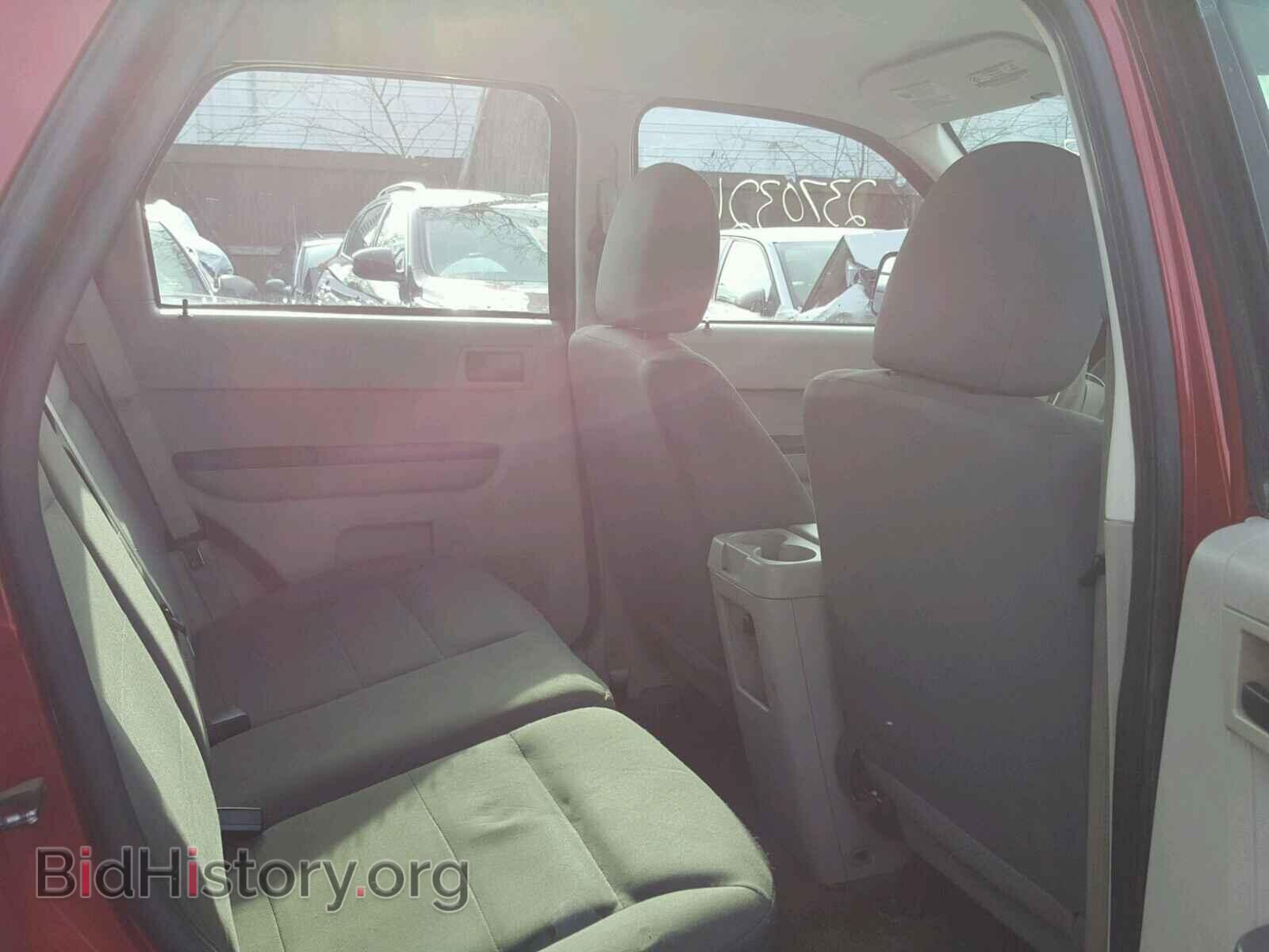 2009 FORD ESCAPE - VIN: 1FMCU92799KC81292 - Фото 6