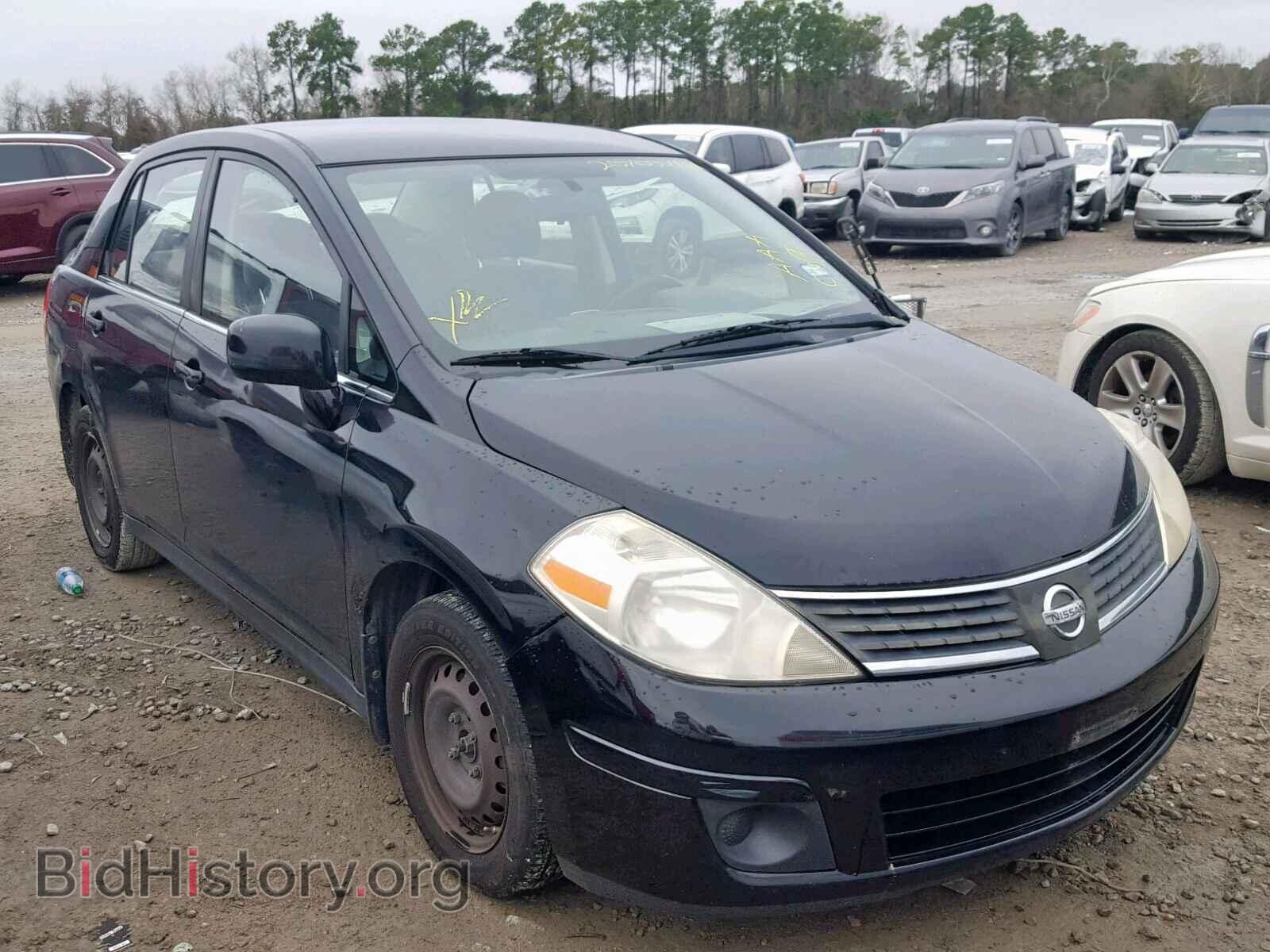 Photo  - NISSAN VERSA 2008