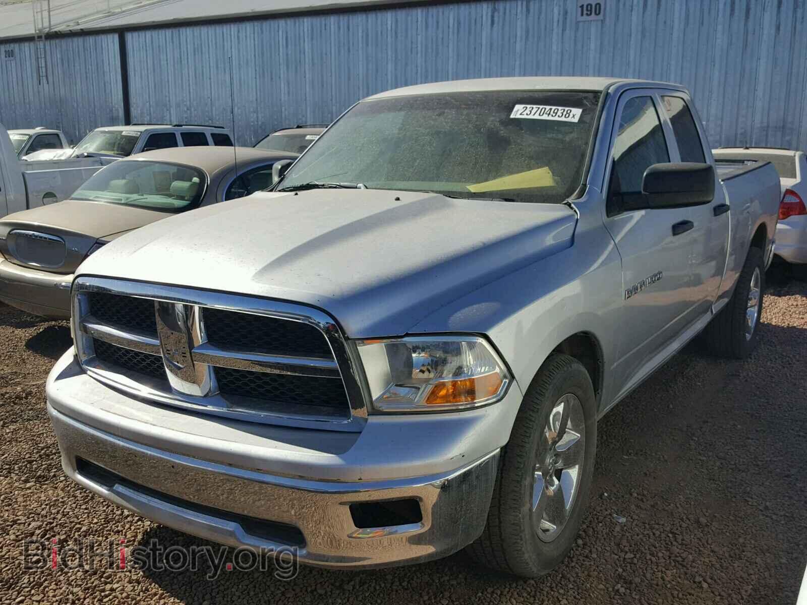 2011 DODGE RAM 1500 - VIN: 1D7RB1GK4BS568165 - Фото 2