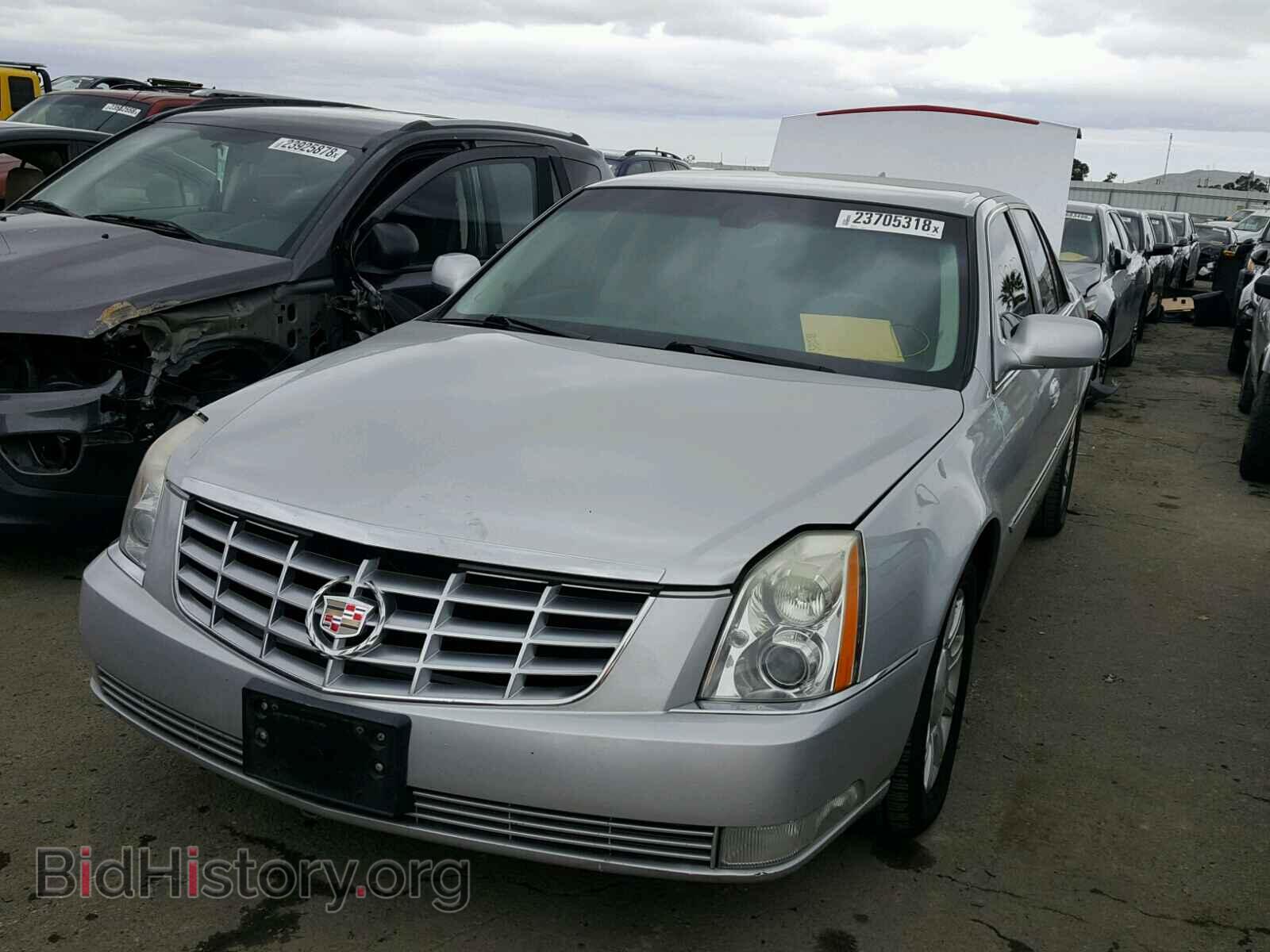 2010 CADILLAC DTS - VIN: 1G6KA5EY9AU123553 - Фото 2