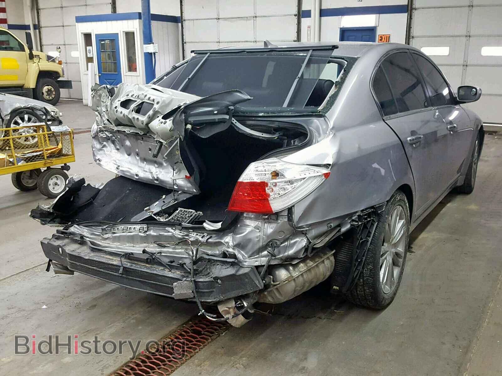 2010 HYUNDAI GENESIS - VIN: KMHGC4DE8AU079779 - Фото 4