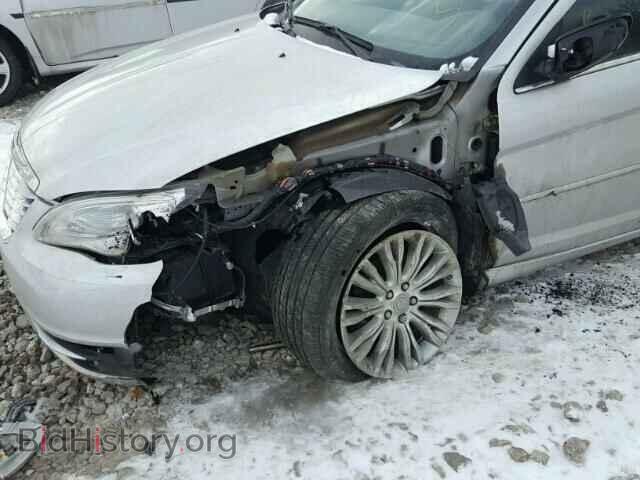 2012 CHRYSLER 200 - VIN: 1C3CCBBGXCN212975 - Фото 9