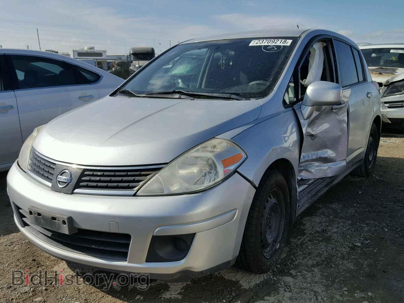 2007 NISSAN VERSA - VIN: 3N1BC13E27L406584 - Фото 2